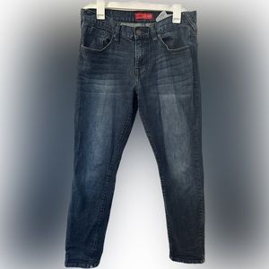 Guess Medium Rise Tapered Slim Halsted Fit Jeans